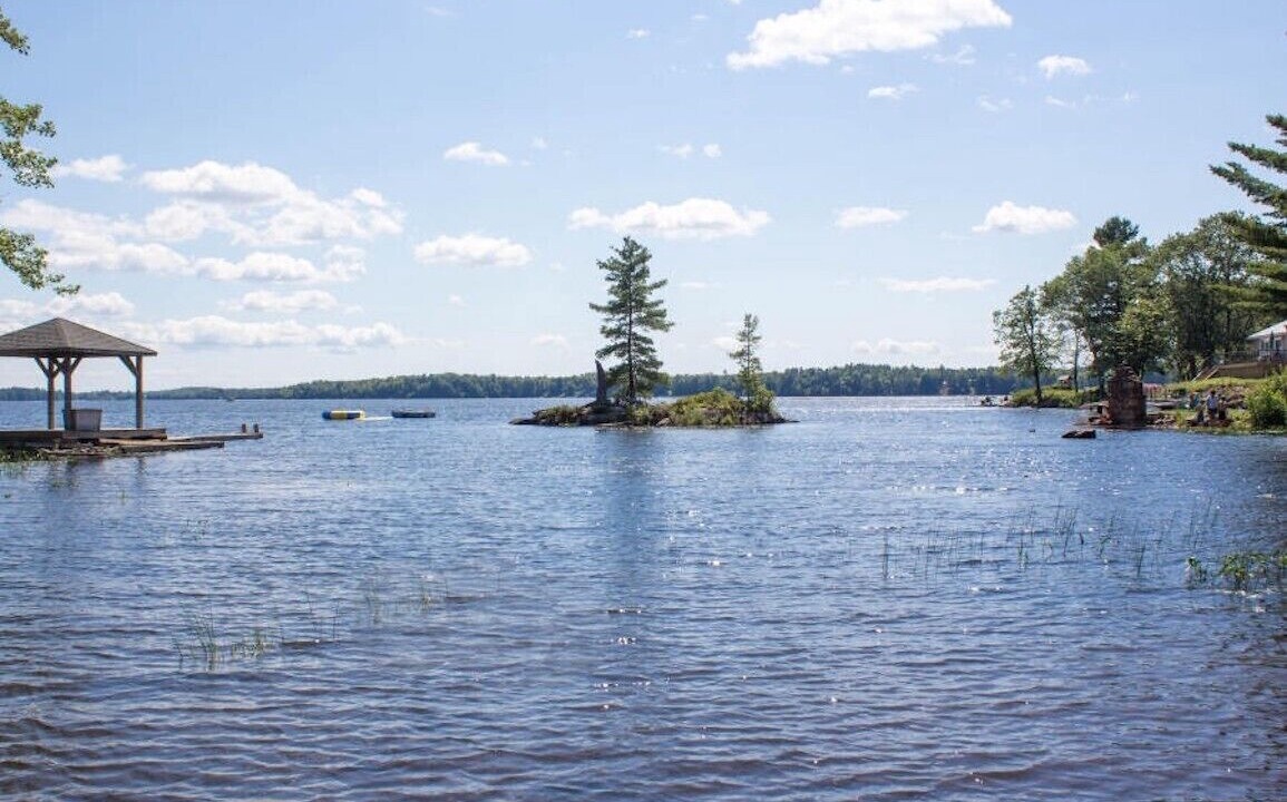 Photo of Outdoor in Head Lake