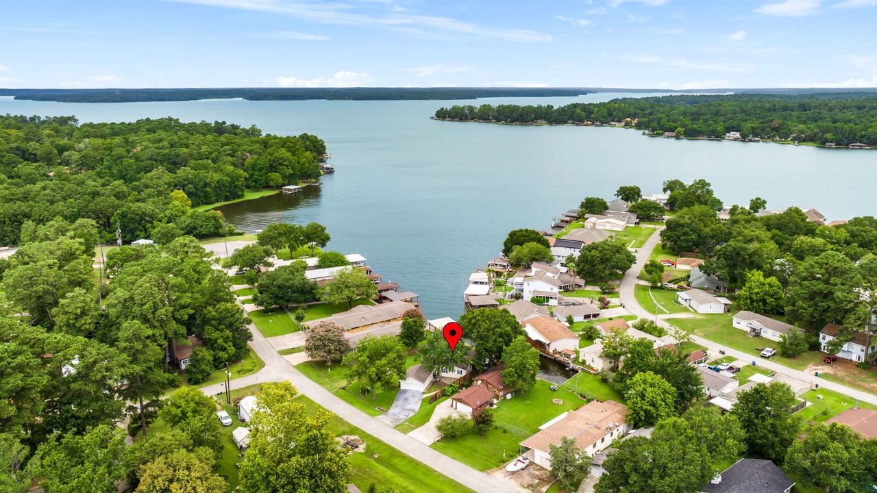 Photo of Outdoor in Willis