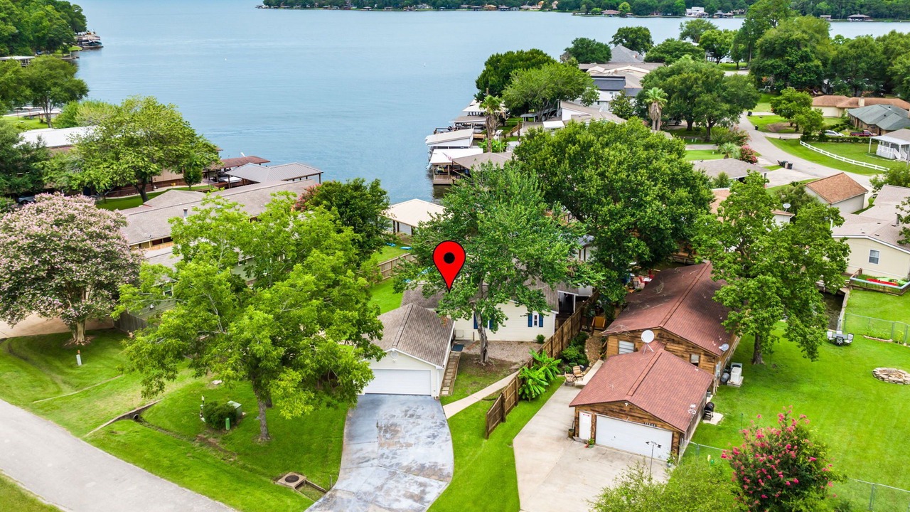 Photo of Outdoor in Willis