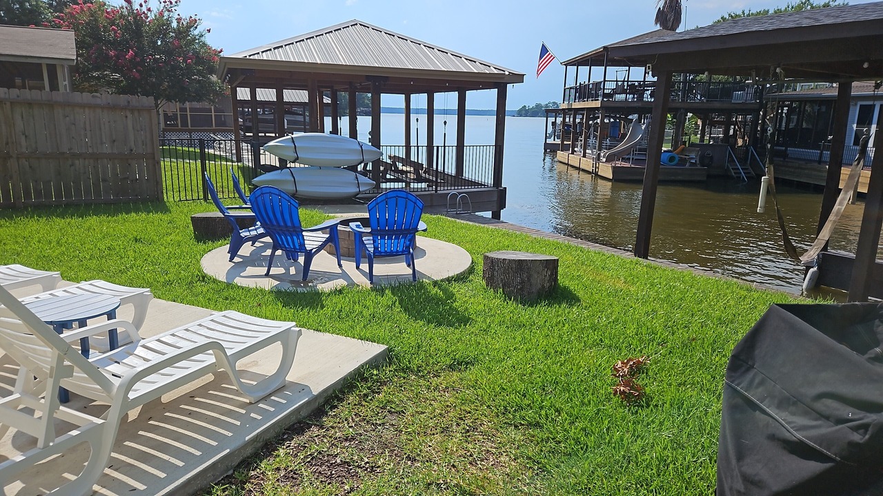 Photo of Outdoor in Willis