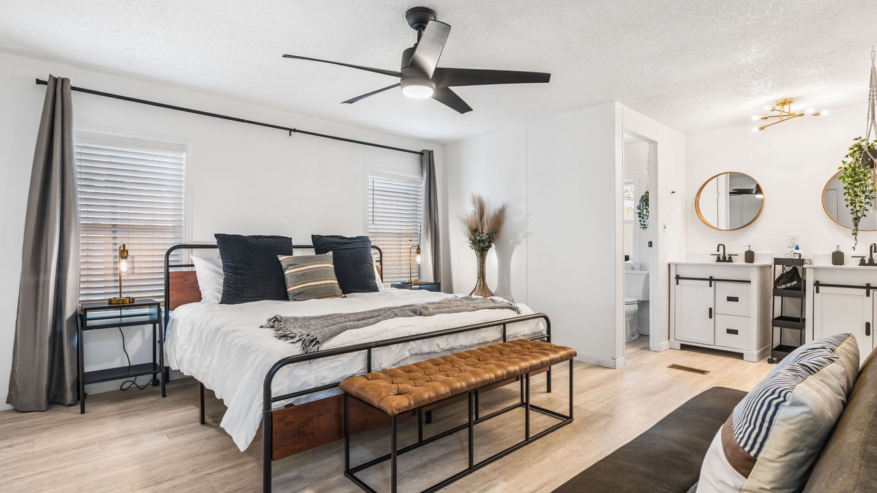 Photo of Bedroom in Willis
