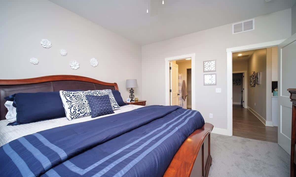 Photo of Bedroom in Bettendorf