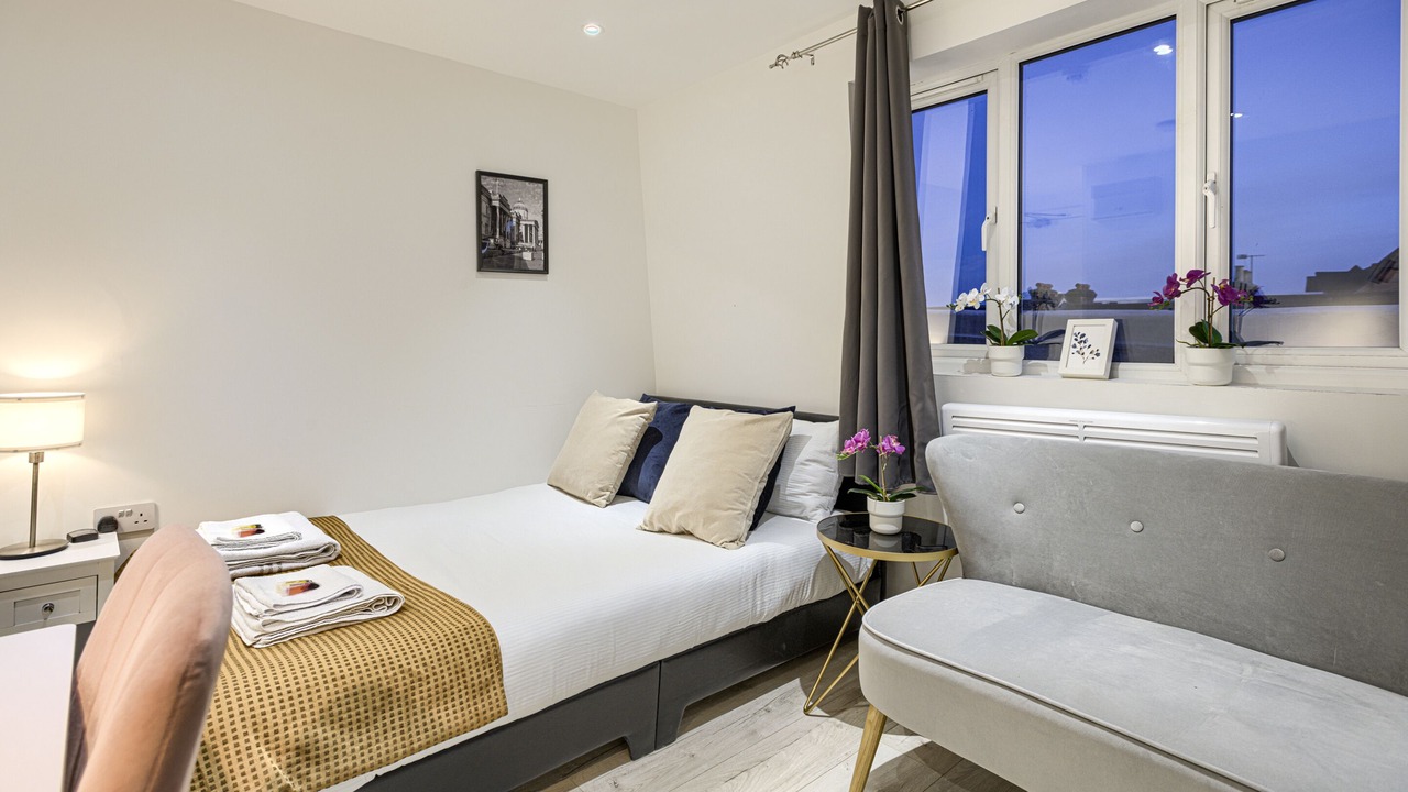 Photo of Others in Highbury West