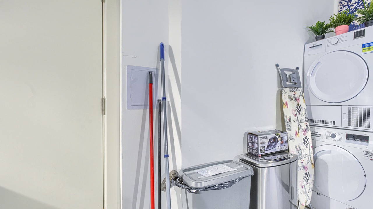 Photo of Others in Highbury West