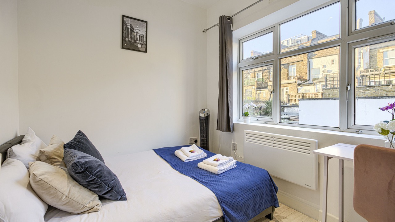 Photo of Others in Highbury West