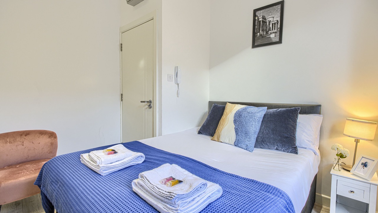 Photo of Others in Highbury West