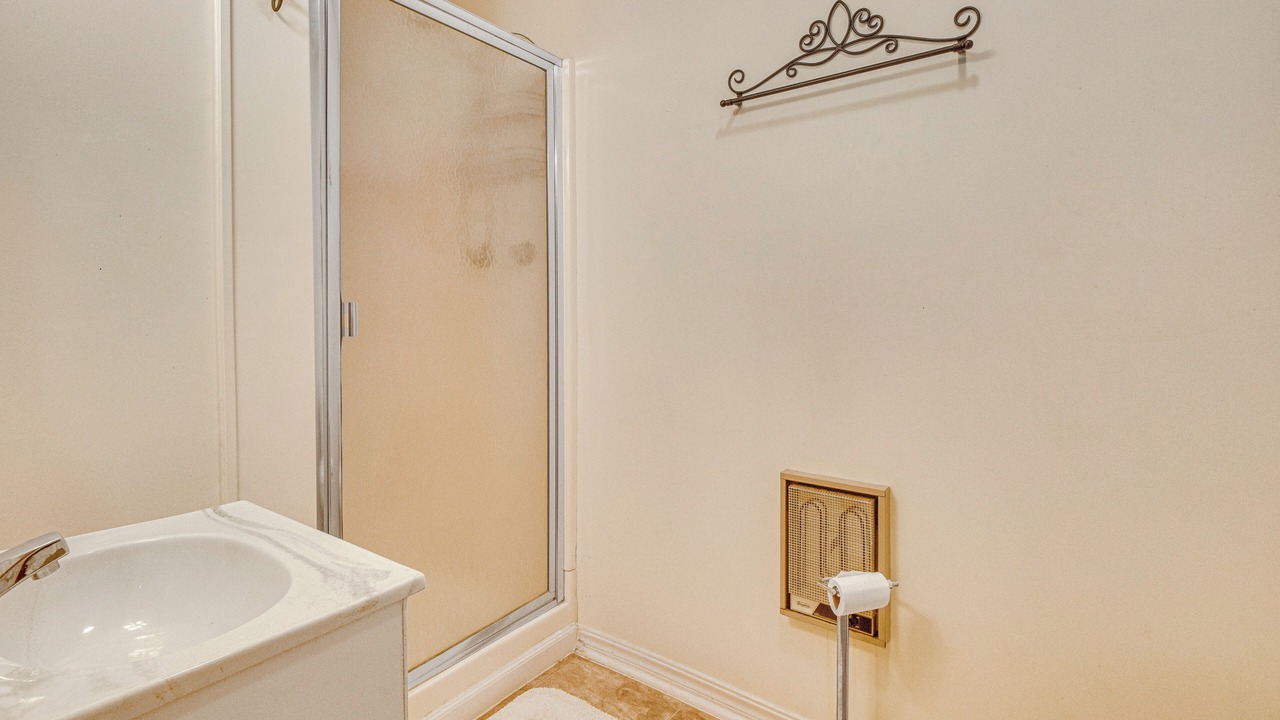 Photo of Bathroom in Yellville
