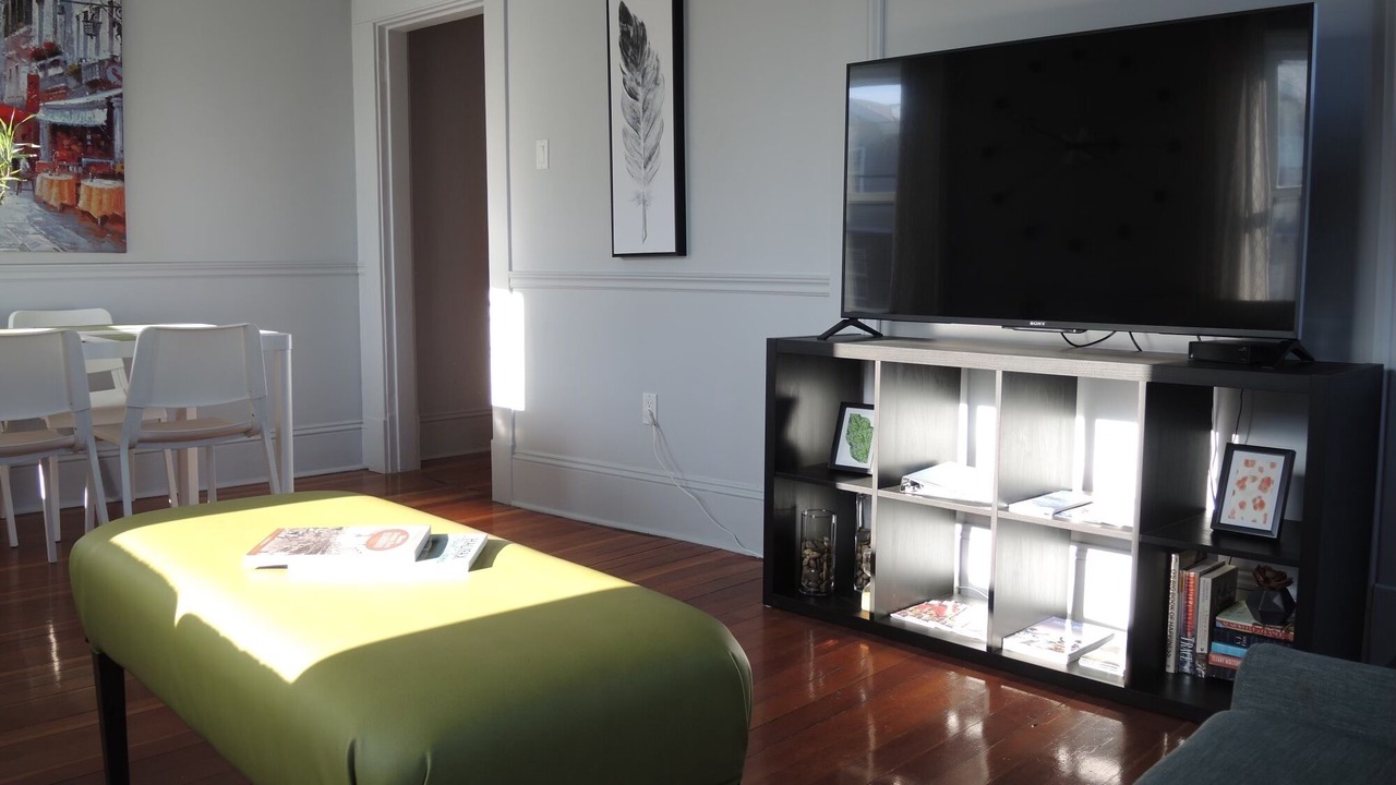 Photo of Livingroom in North End