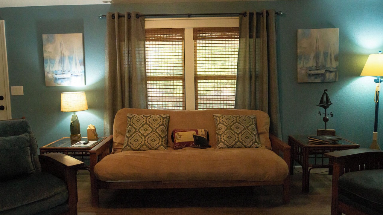 Photo of Livingroom in Mead