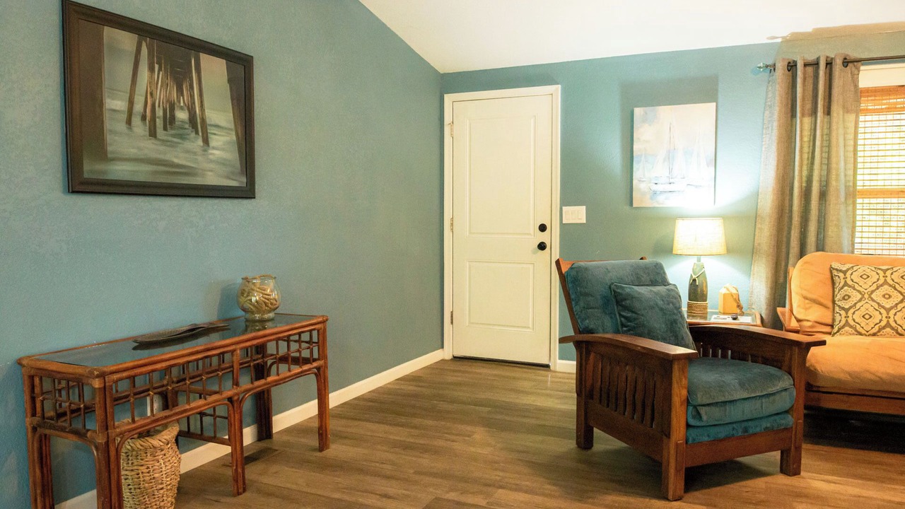 Photo of Livingroom in Mead