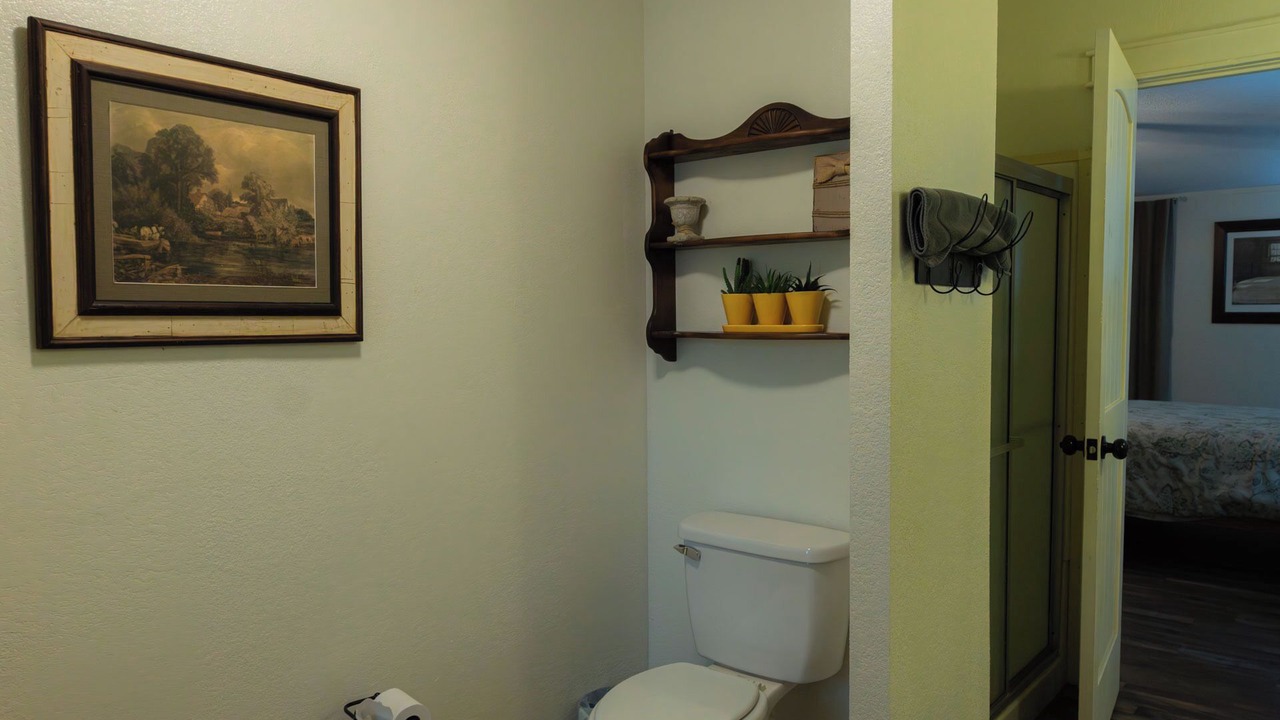 Photo of Bathroom in Mead