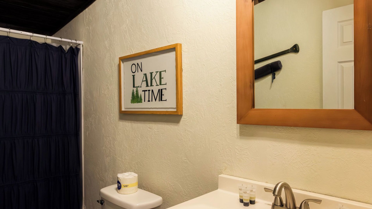 Photo of Bathroom in Mead