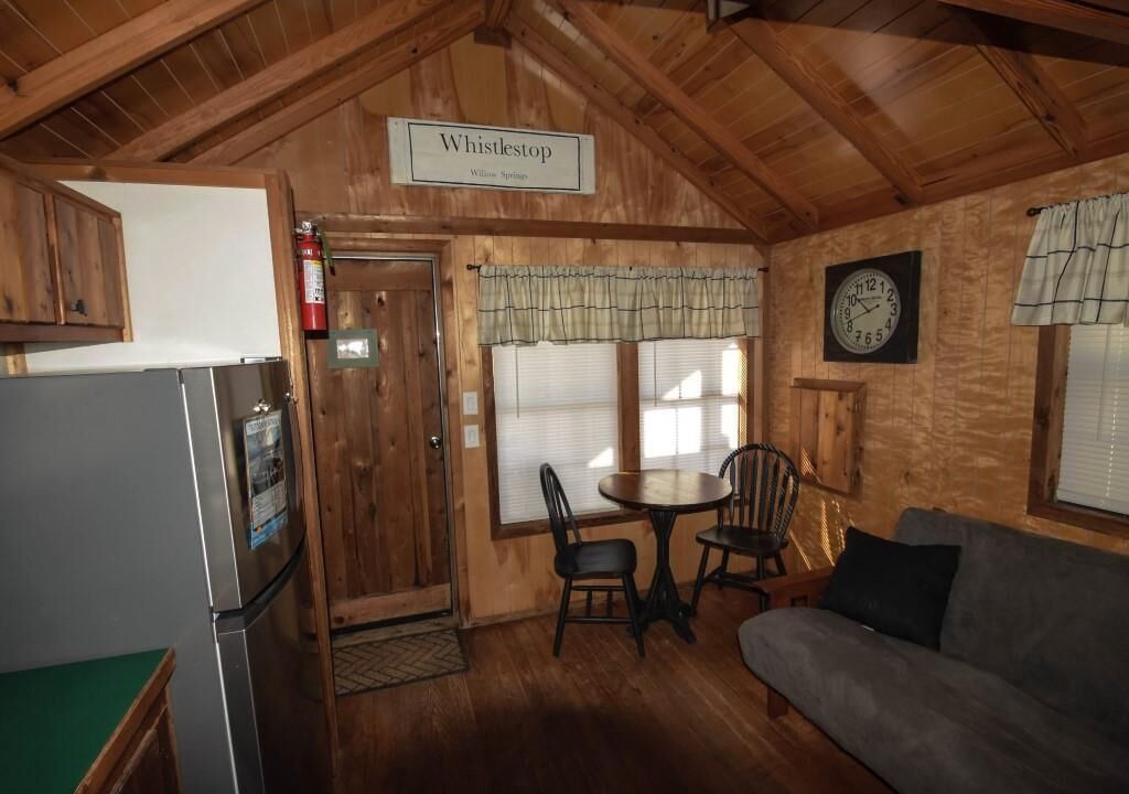 Photo of Livingroom in Mead