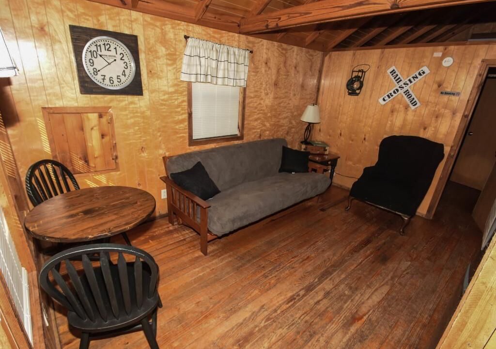 Photo of Livingroom in Mead