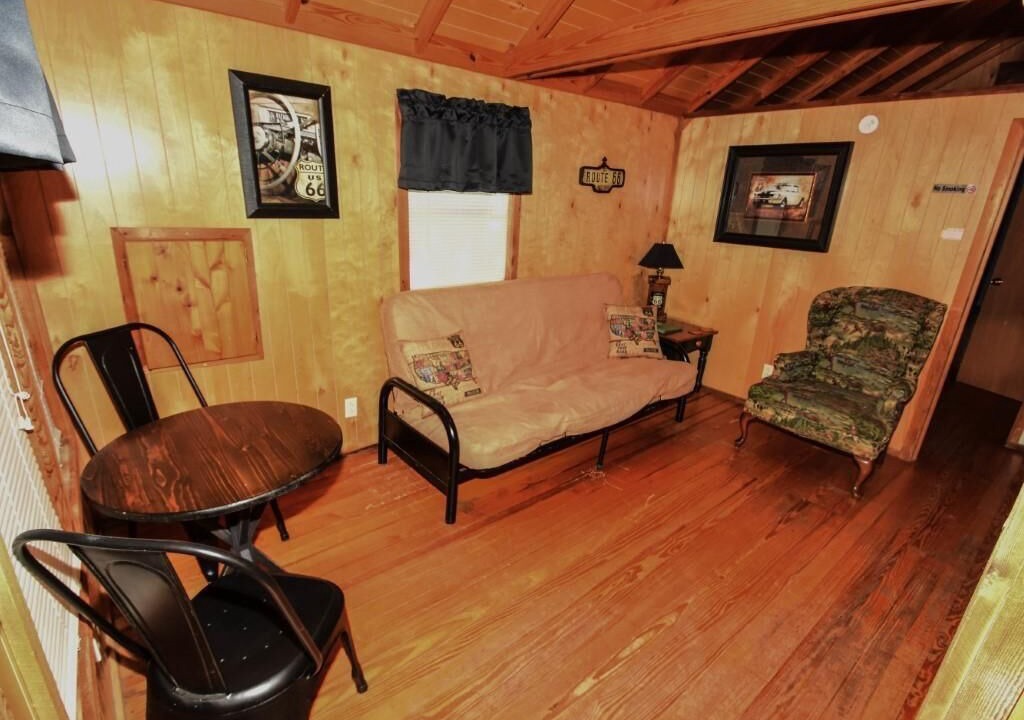 Photo of Livingroom in Mead