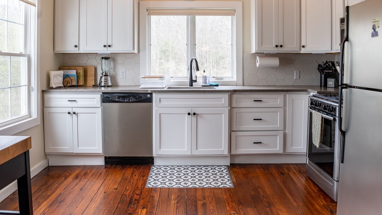 Photo of Kitchen in Town of Delaware