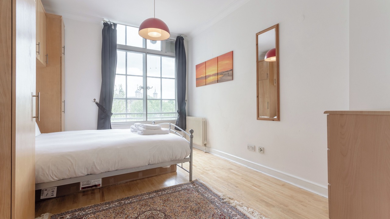 Photo of Bedroom in Tower Hill