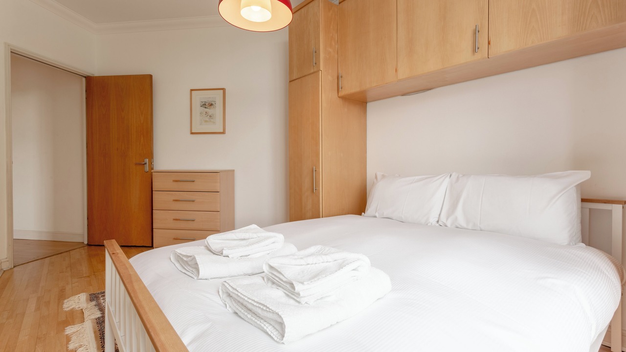 Photo of Bedroom in Tower Hill