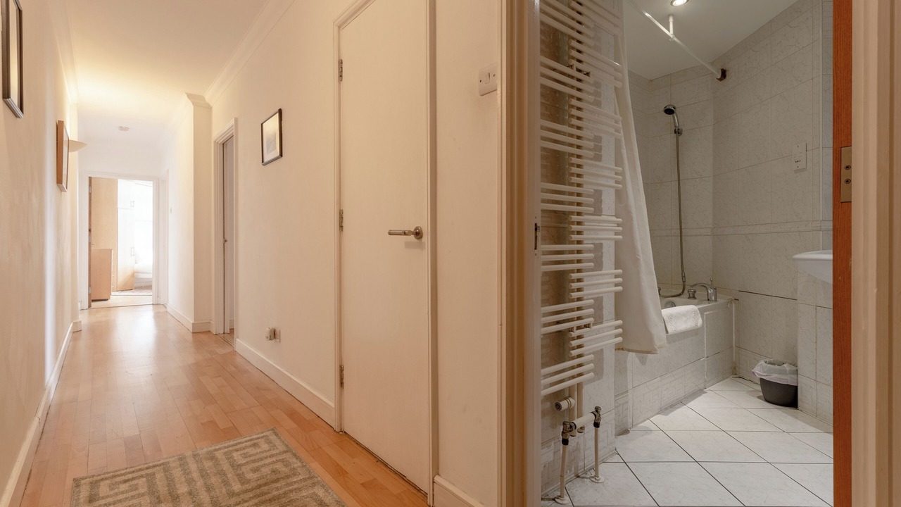 Photo of Bathroom in Tower Hill