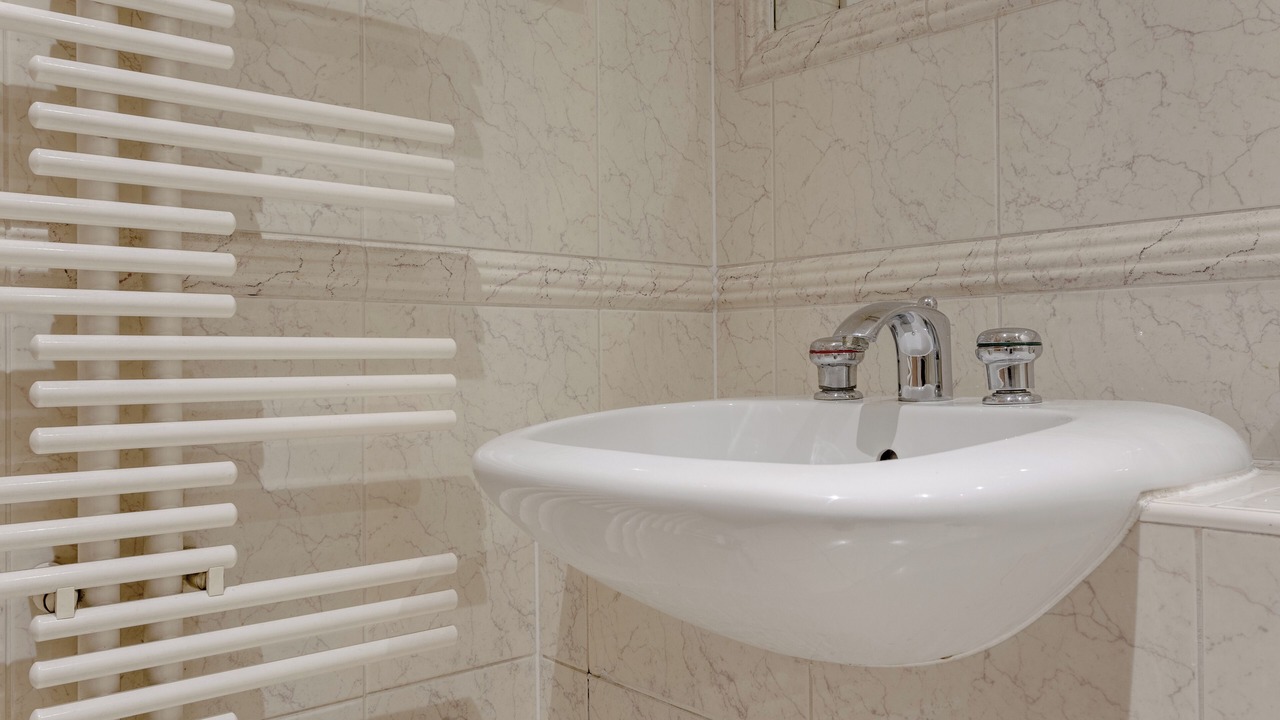 Photo of Bathroom in Tower Hill