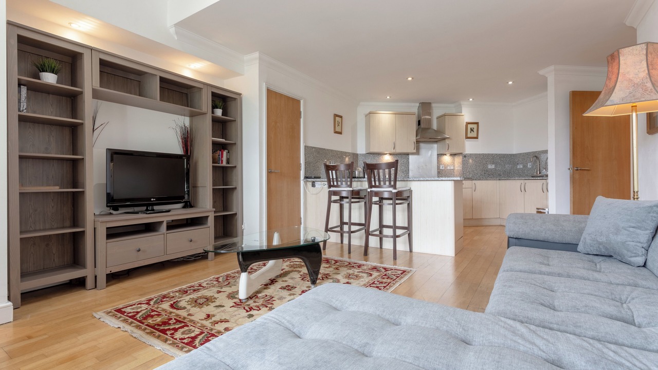 Photo of Livingroom in Tower Hill