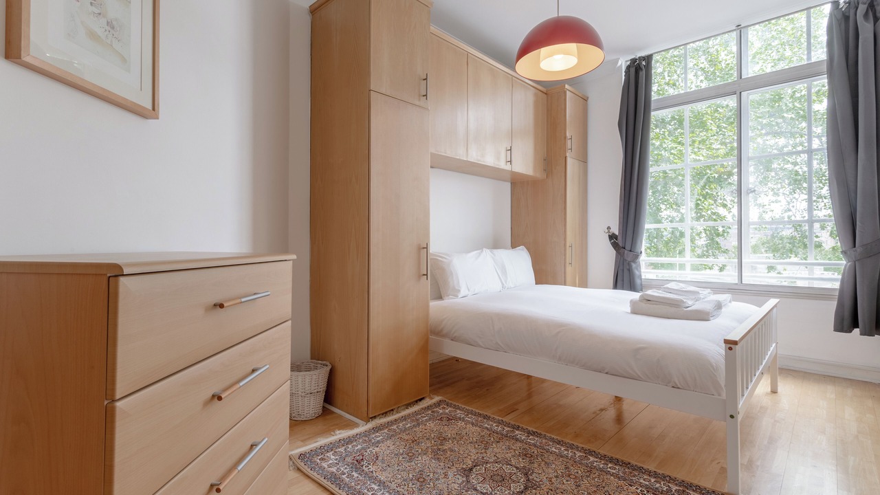 Photo of Bedroom in Tower Hill