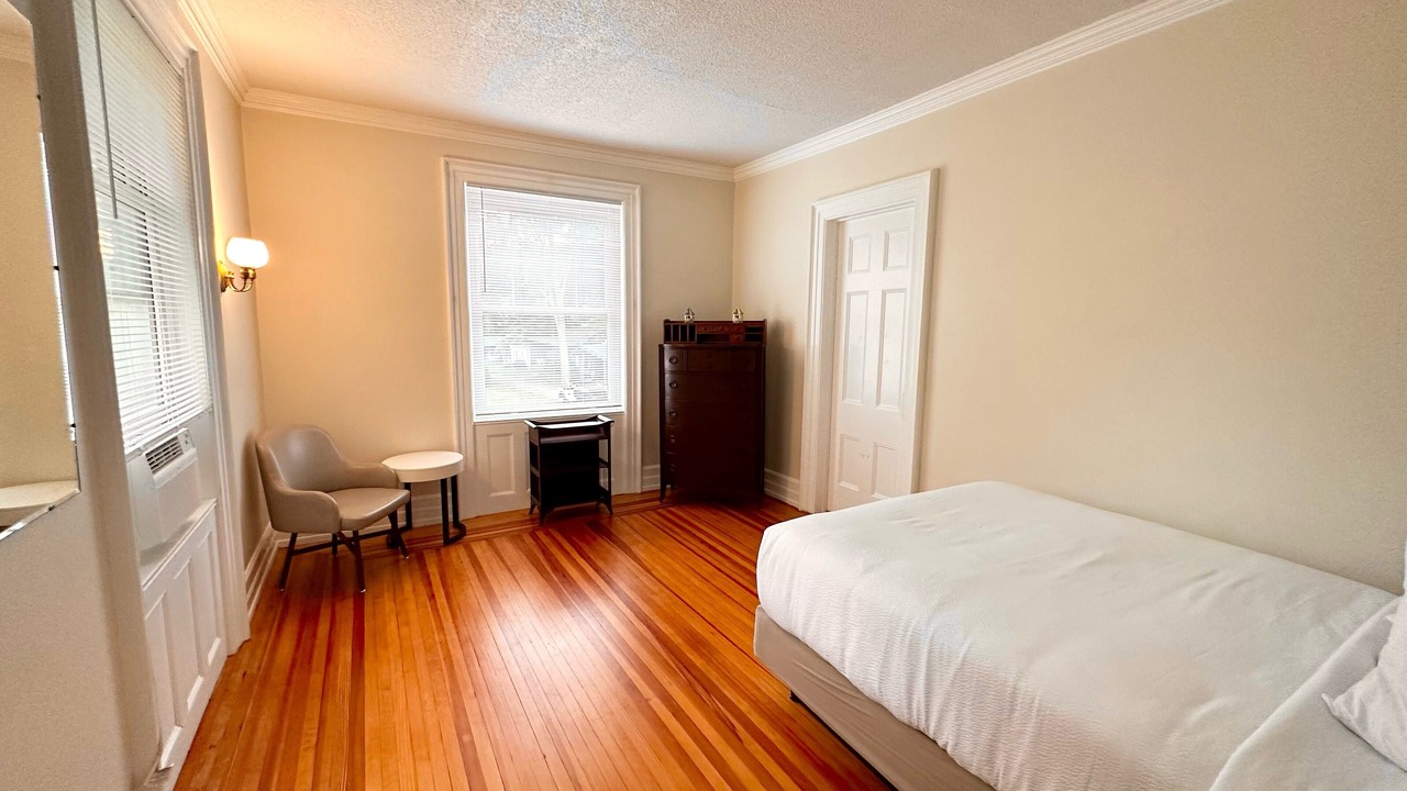 Photo of Bedroom in Lake George