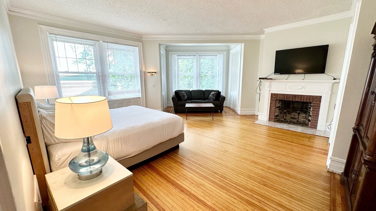 Photo of Bedroom in Lake George
