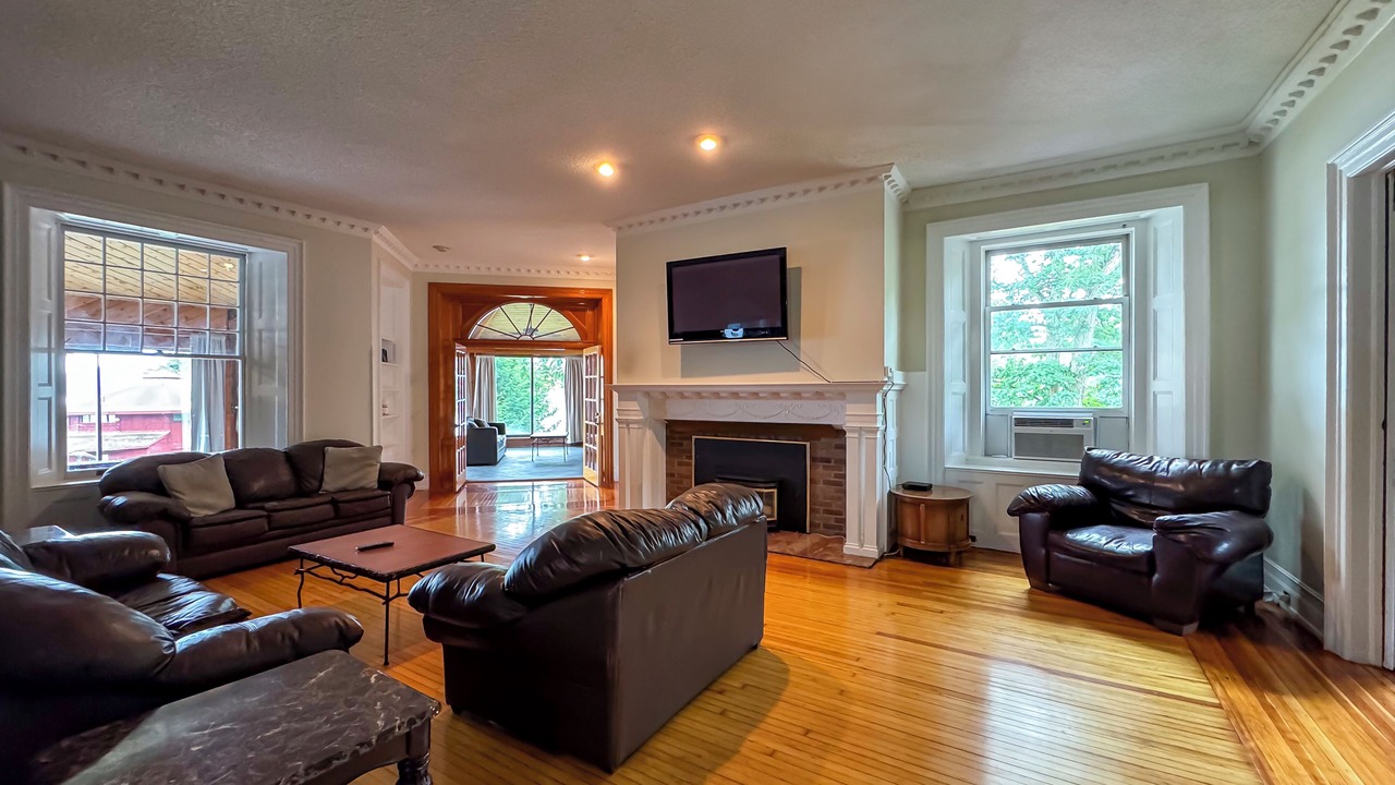 Photo of Livingroom in Lake George
