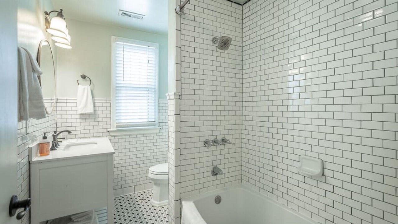 Photo of Bathroom in Northside
