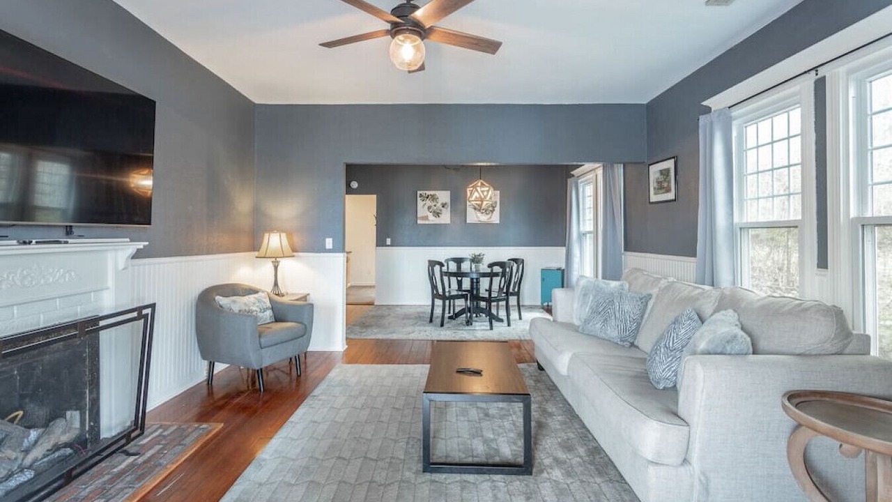 Photo of Livingroom in Northside