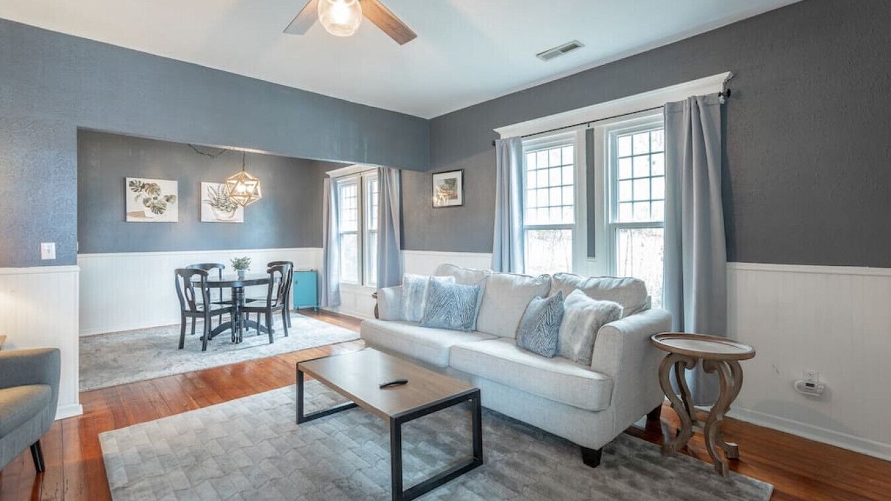 Photo of Livingroom in Northside