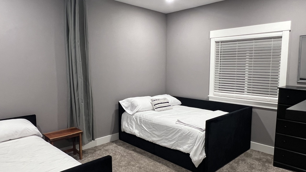 Photo of Bedroom in Harvard