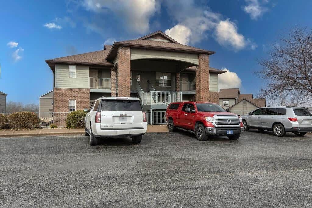 Photo of Others in Branson West