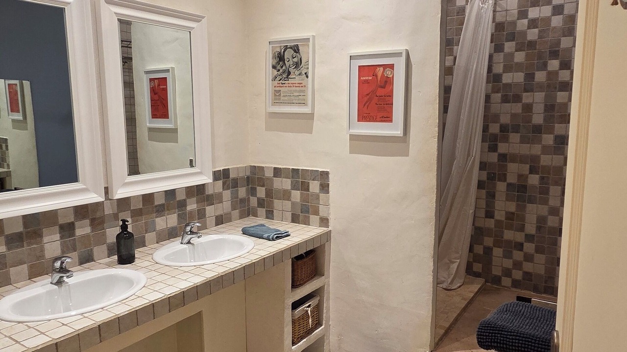 Photo of Bathroom in Mont-Dol