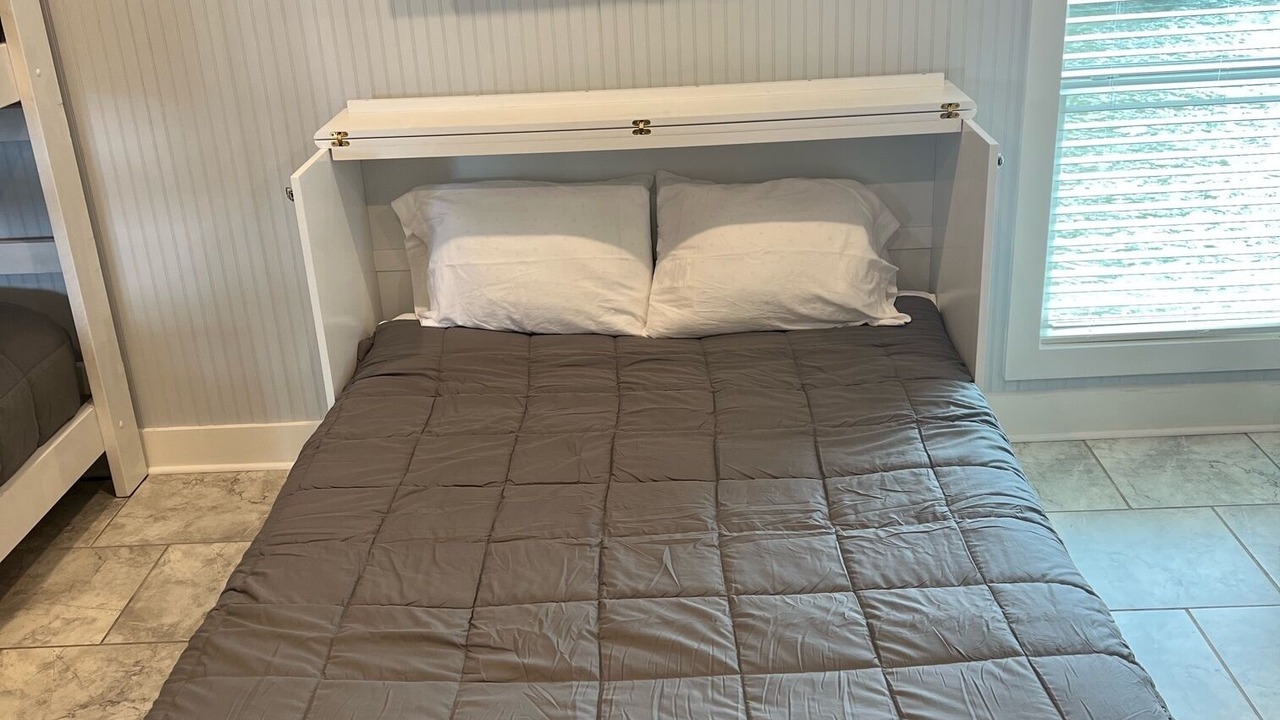 Photo of Bedroom in Hackberry