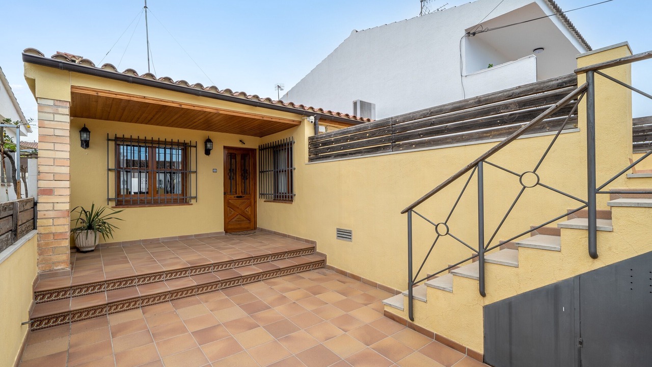 Photo of Outdoor in Albinyana