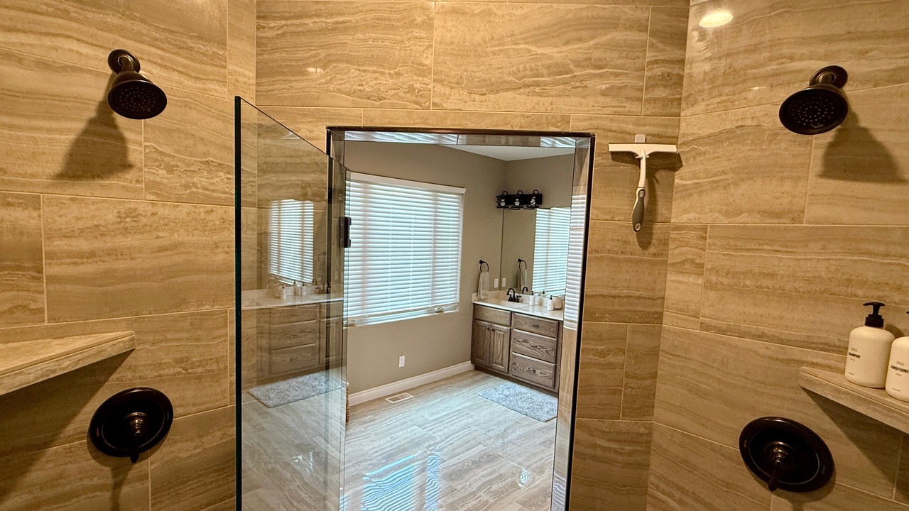 Photo of Bathroom in Linn Creek