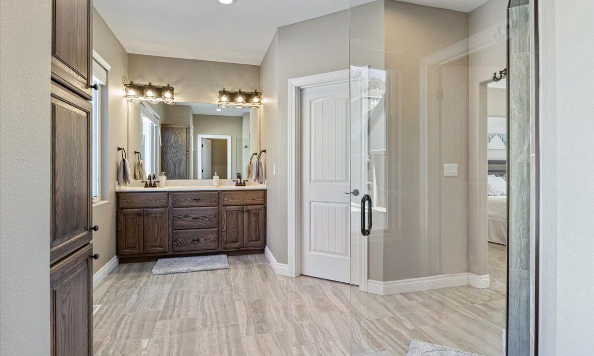 Photo of Bathroom in Linn Creek