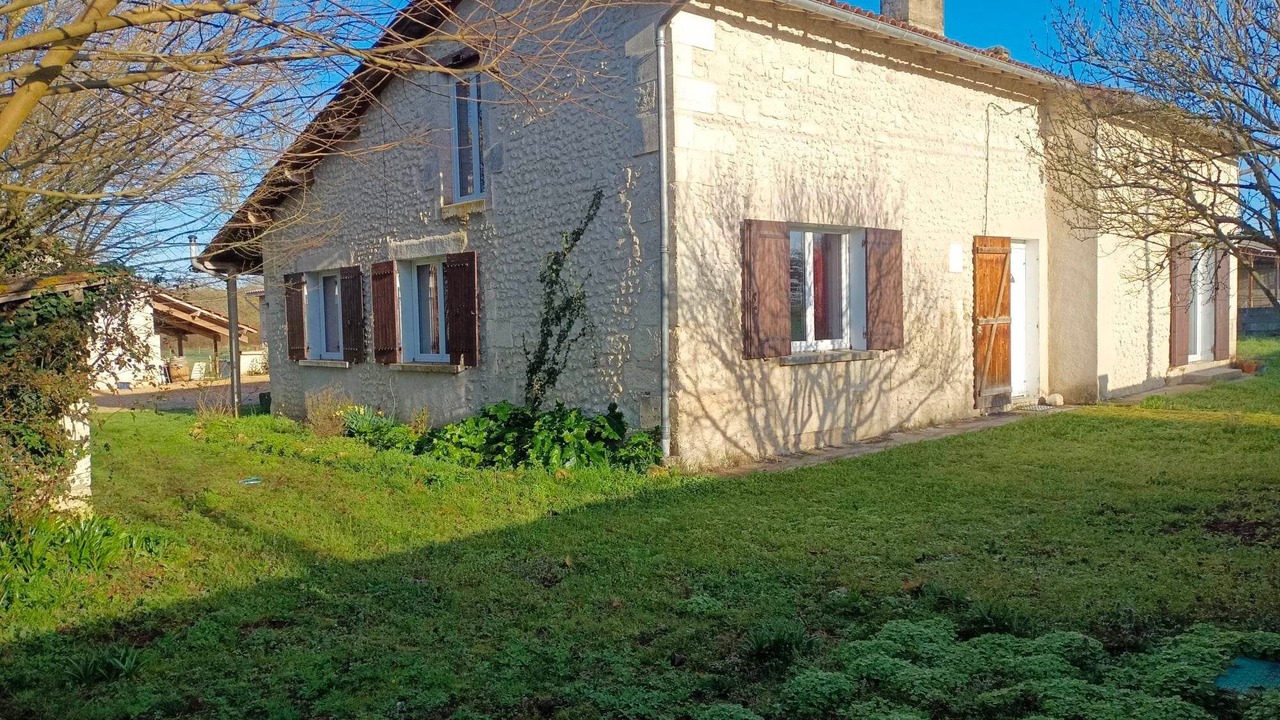 Photo of Outdoor in Petit-Bersac