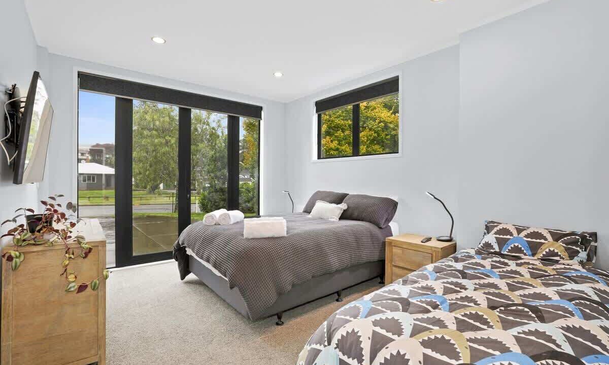 Photo of Others in Lynmore