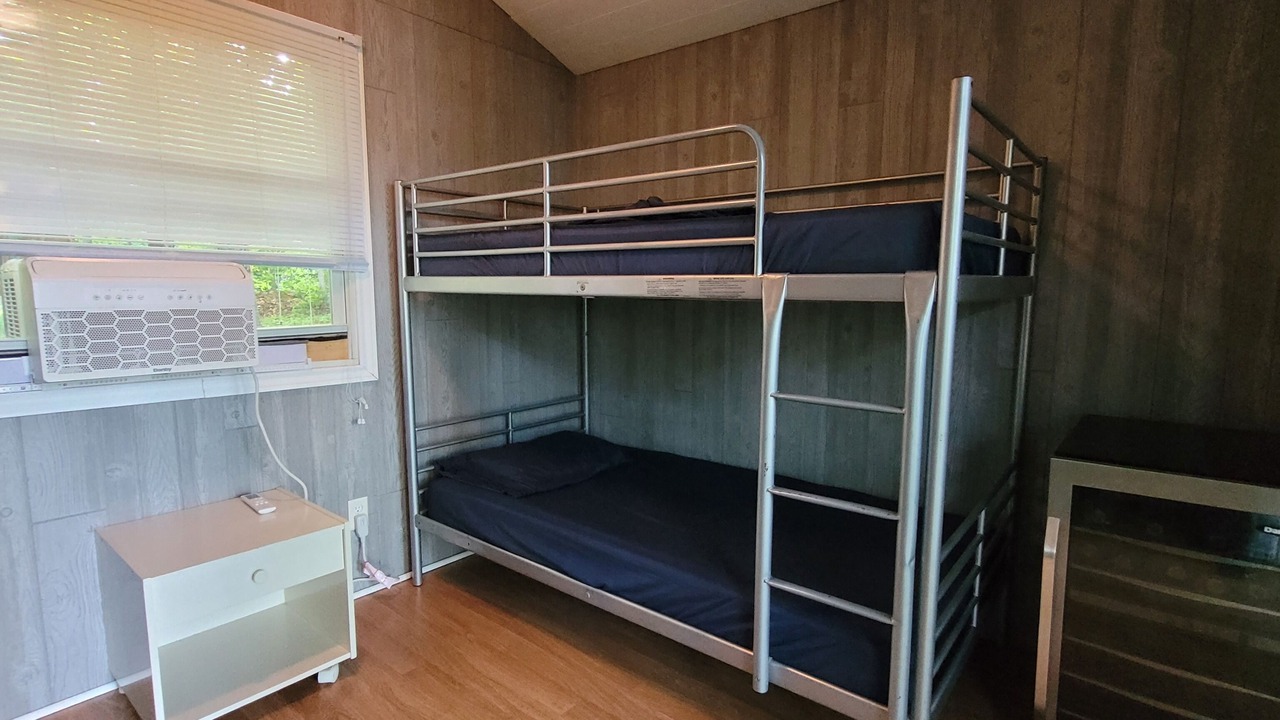 Photo of Bedroom in Frontenac