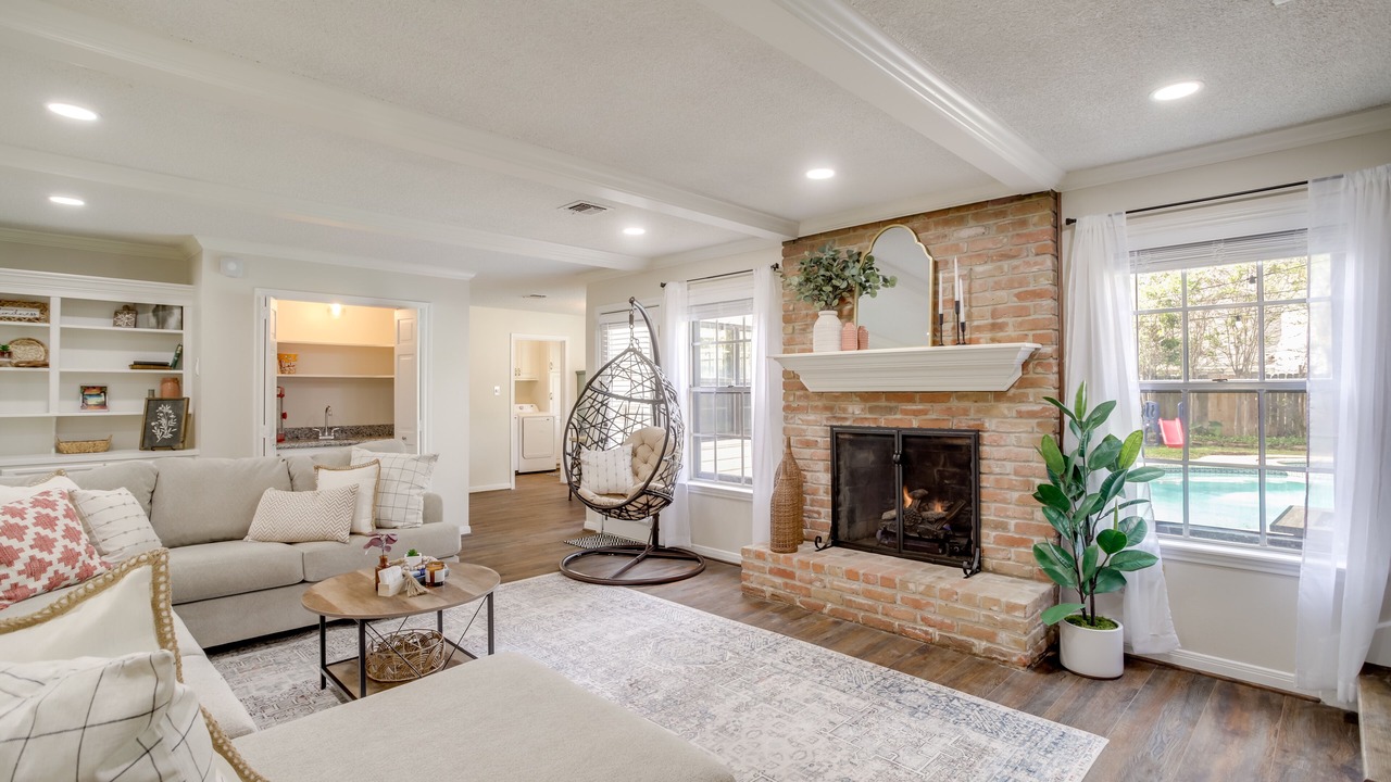 Photo of Livingroom in Houston