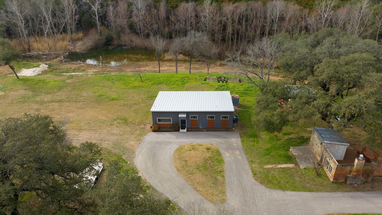 Photo of Outdoor in McNeil