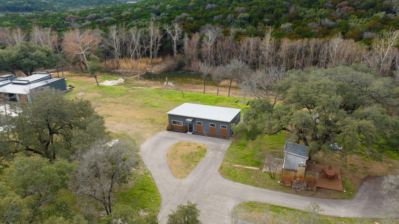 Photo of Outdoor in McNeil