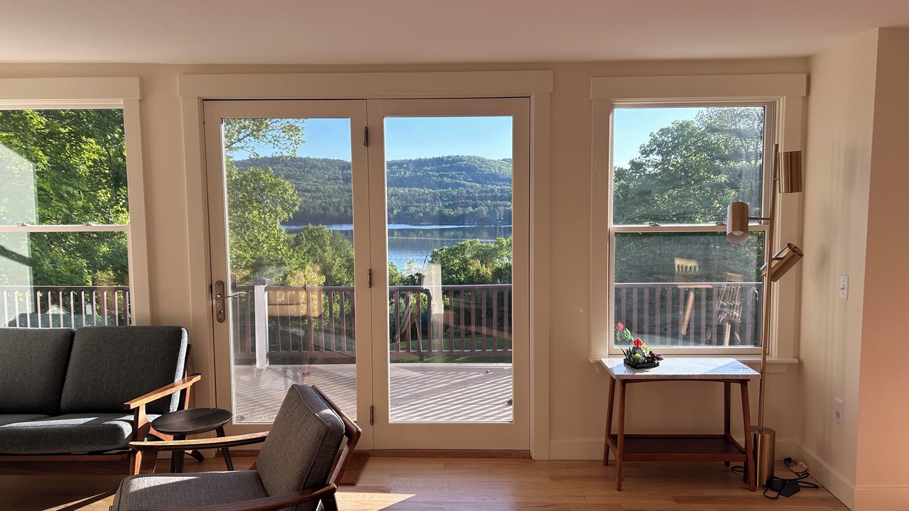 Photo of Livingroom in New London
