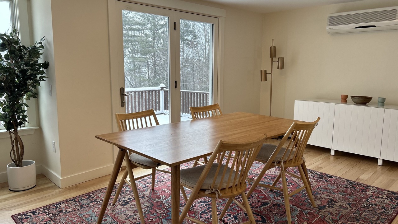 Photo of Livingroom in New London