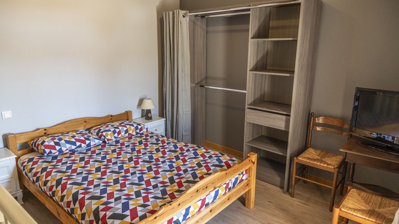 Photo of Bedroom in Asquins