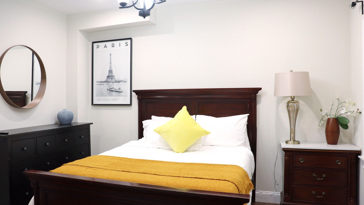 Photo of Bedroom in Quincy