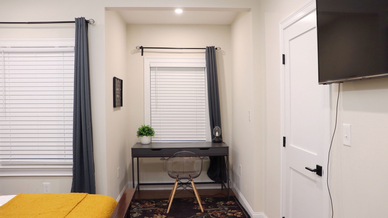 Photo of Bedroom in Quincy